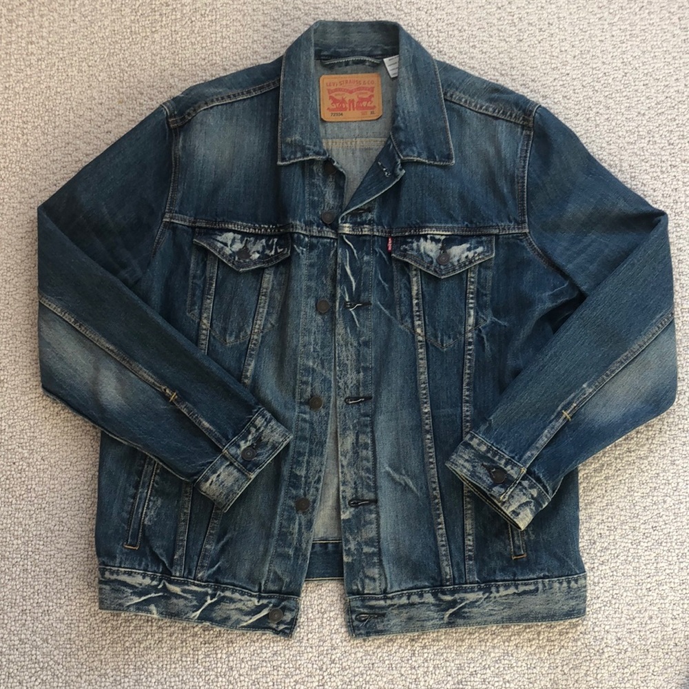 Men’s Levi’s Customized Trucker Jacket